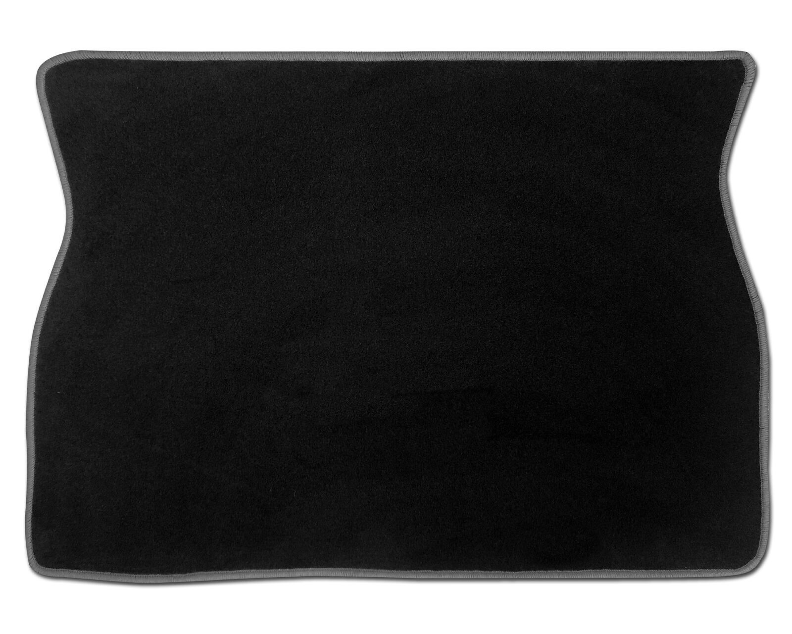 Eine Kofferraummatte in schwarz für VW Golf1Cabrio